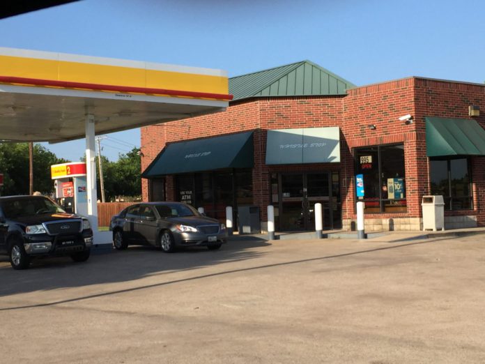 Lancaster Whistle Stop attempted robbery with pellet gun