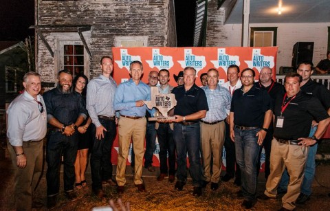 2017-f-250-wins-truck-of-texas-photo-with-ford-team 2017 Ford F-250