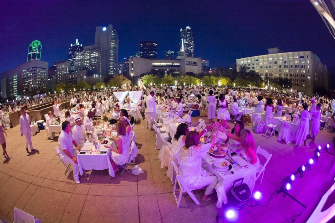 Dallas Socialites Celebrate Diner En Blanc Focus Daily News