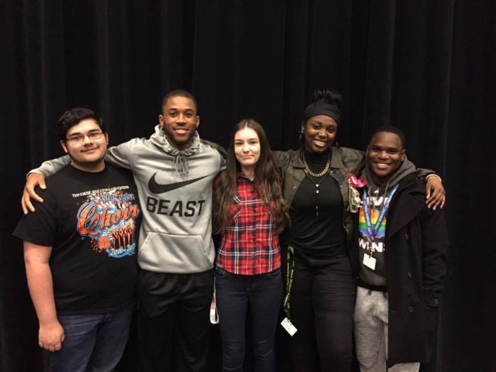 five choir Desoto High school all-state choir members