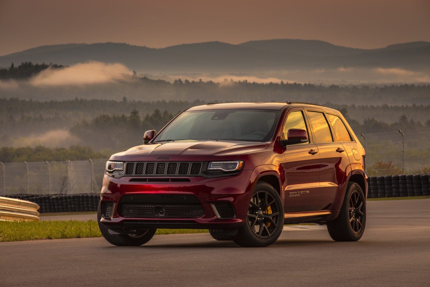 2018 Jeep Grand Cherokee Trackhawk First Drive - Focus Daily News