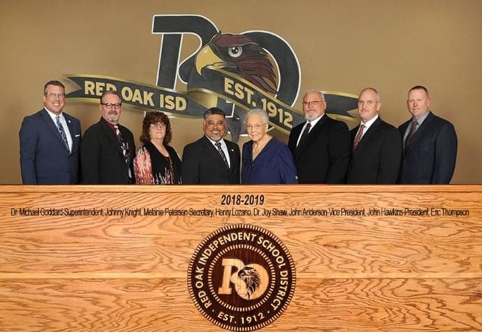 school-board-w-goddard2-cr (1) Red OAK ISD