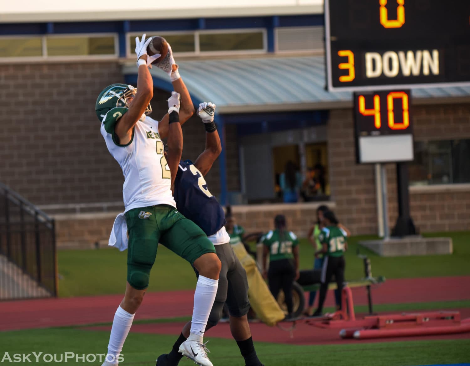 Nike Kickoff Features DeSoto High School Football Team