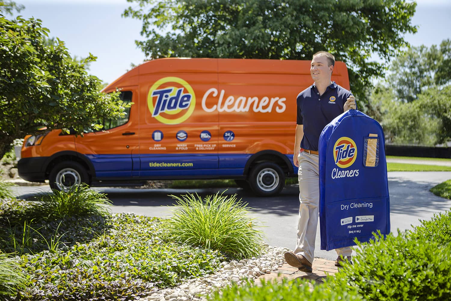 Tide Cleaners Helps Lighten the Load for Dallas FrontLine Responders