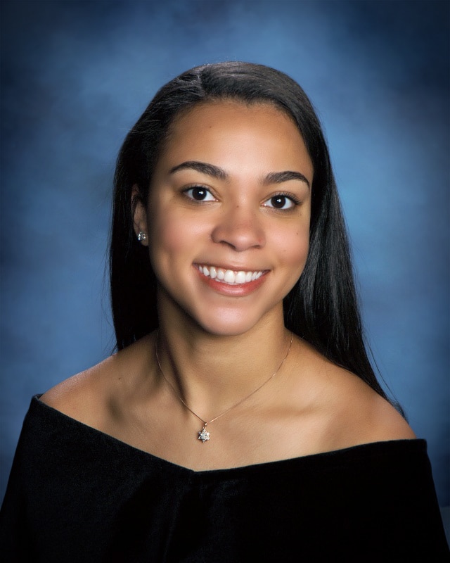 Duncanville HS Seniors Pick up caps & gowns