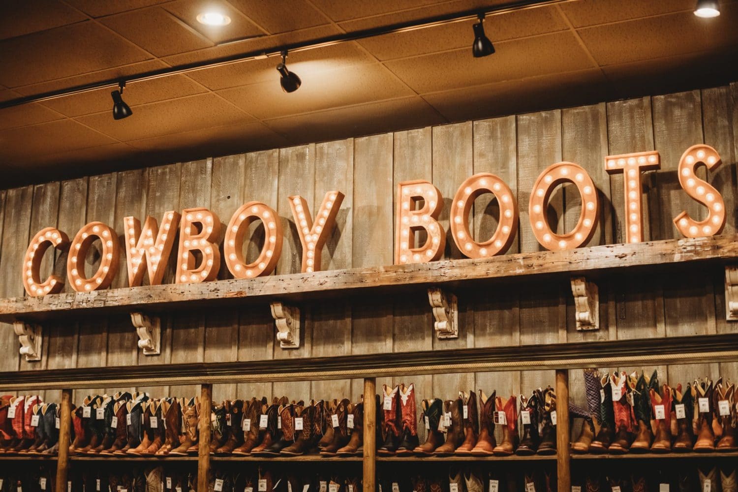 Cavender's: Cowboy Boots, Western Wear & Accessories