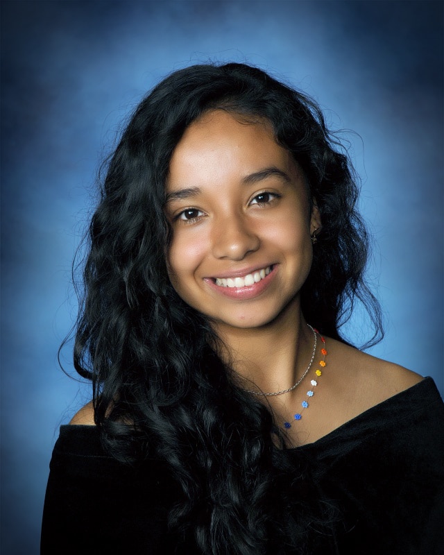 Duncanville HS seniors pick up caps & gowns