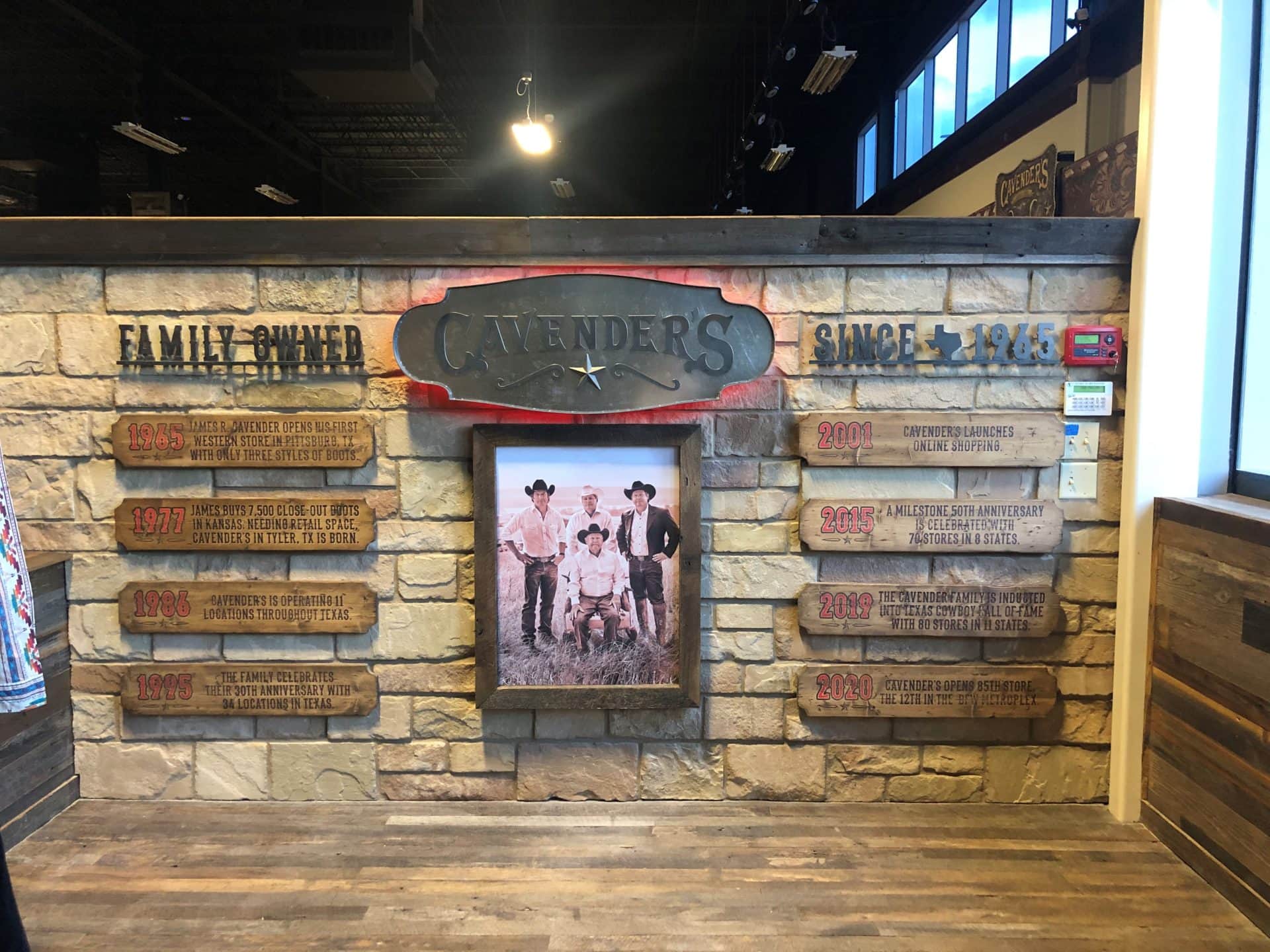 cavender's boot city