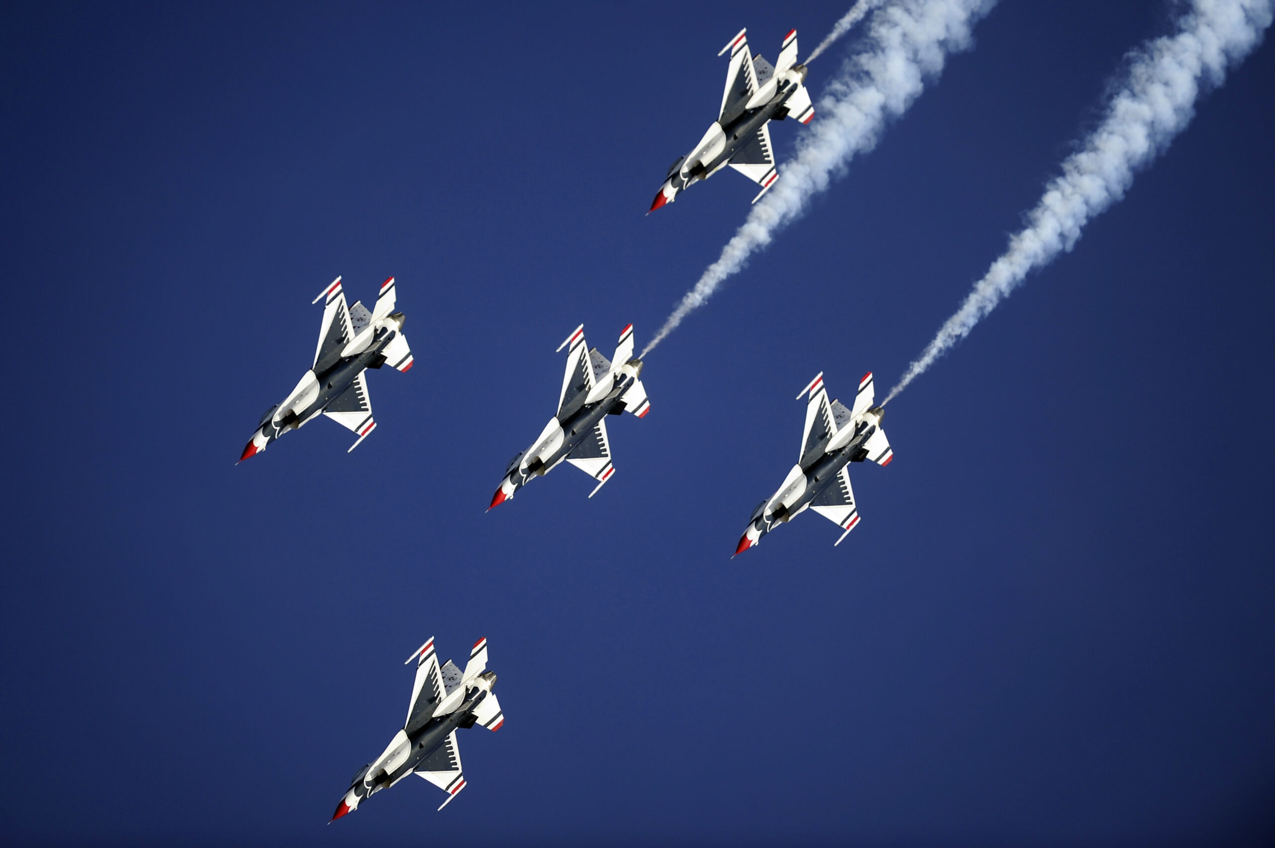 U.S. Air Force Thunderbirds Return for 30th Anniversary of Alliance Air
