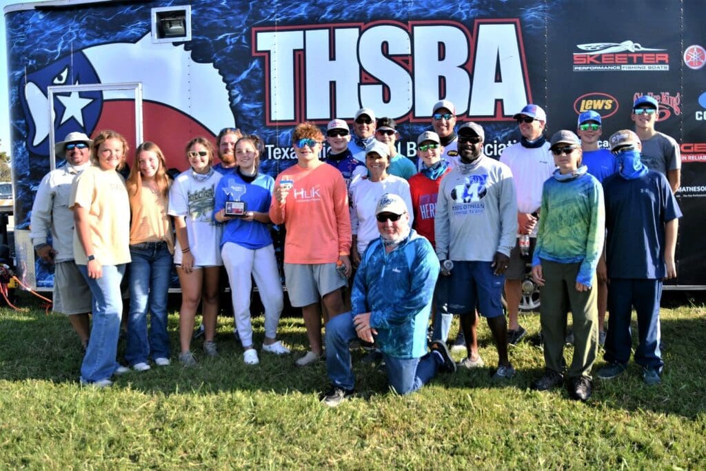 Midlothian HS Fishing Team wins trophy