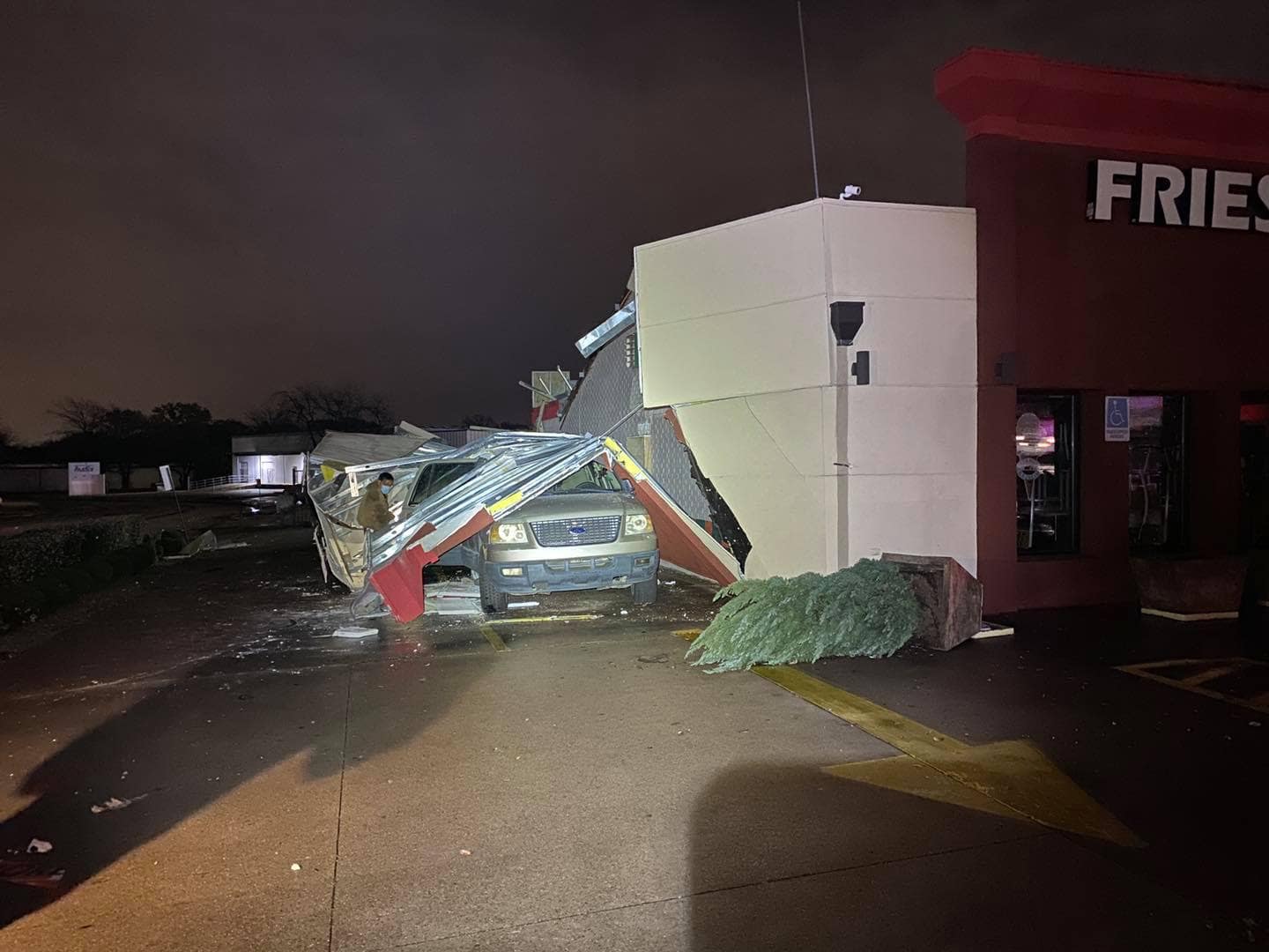 tornado damage in Arlington