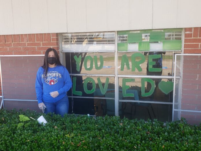 Duncanville students offer cheer