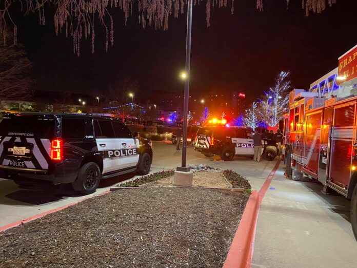 Grapevine PD outside Great Wolf Lodge