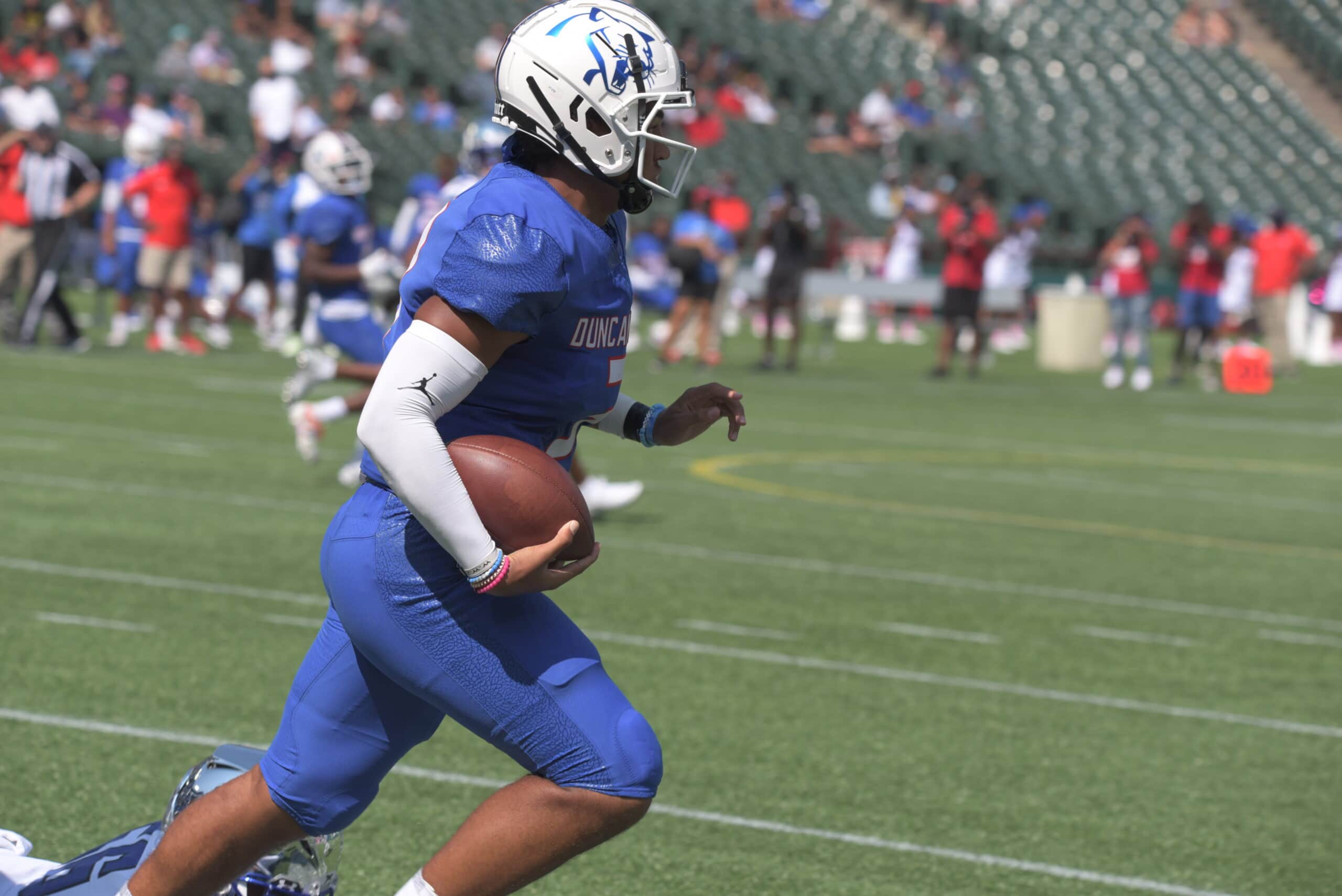 Duncanville quarterback Grayson James