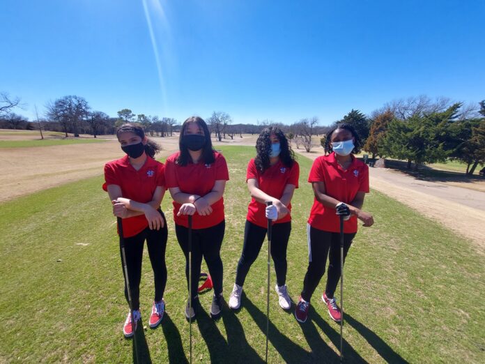 lady golfers