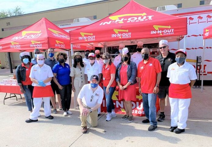 DeSoto employees by In N Out mobile kitchen