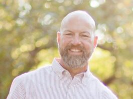 Adam Henke headshot