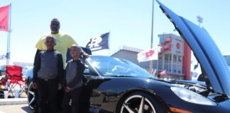 Cedar Hill High School to Host Auto Show on October 2, Entries Are Open mand and kids standing by car
