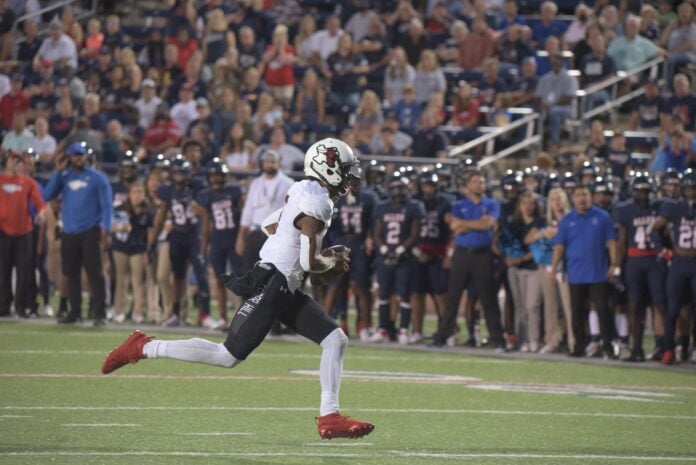 Cedar Hill qb running