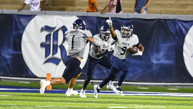 NCAA Football 2021: Southern Mississippi Golden Eagles at Rice Owls Oct 02 Rice football players