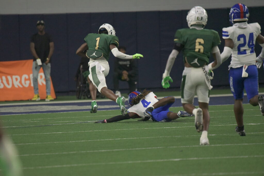 DeSoto football player