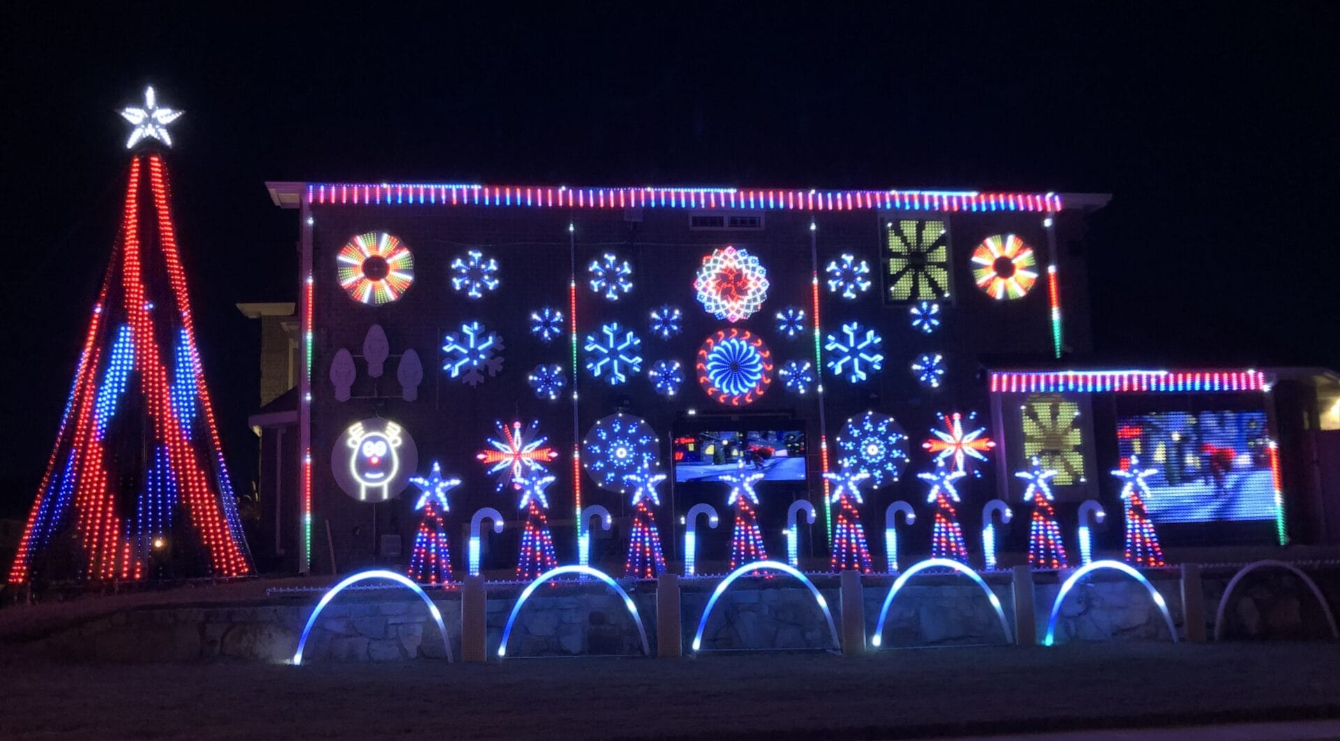 Christmas Lights Come To Life In Lawson Farms In Midlothian