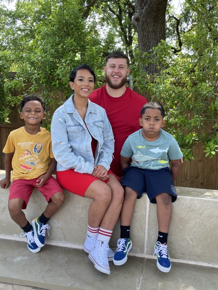 image_67206401 man woman and two children