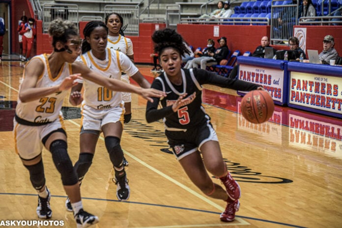 Duncanville Pantherettes win