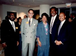 dignitaries at African American Museum
