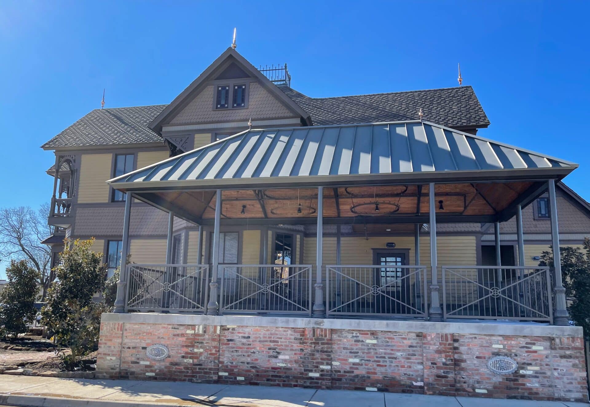 The Porch Pour Brings Destination Dining to Midlothian Focus Daily News