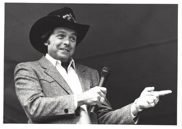 Mickey Gilley black and white photo