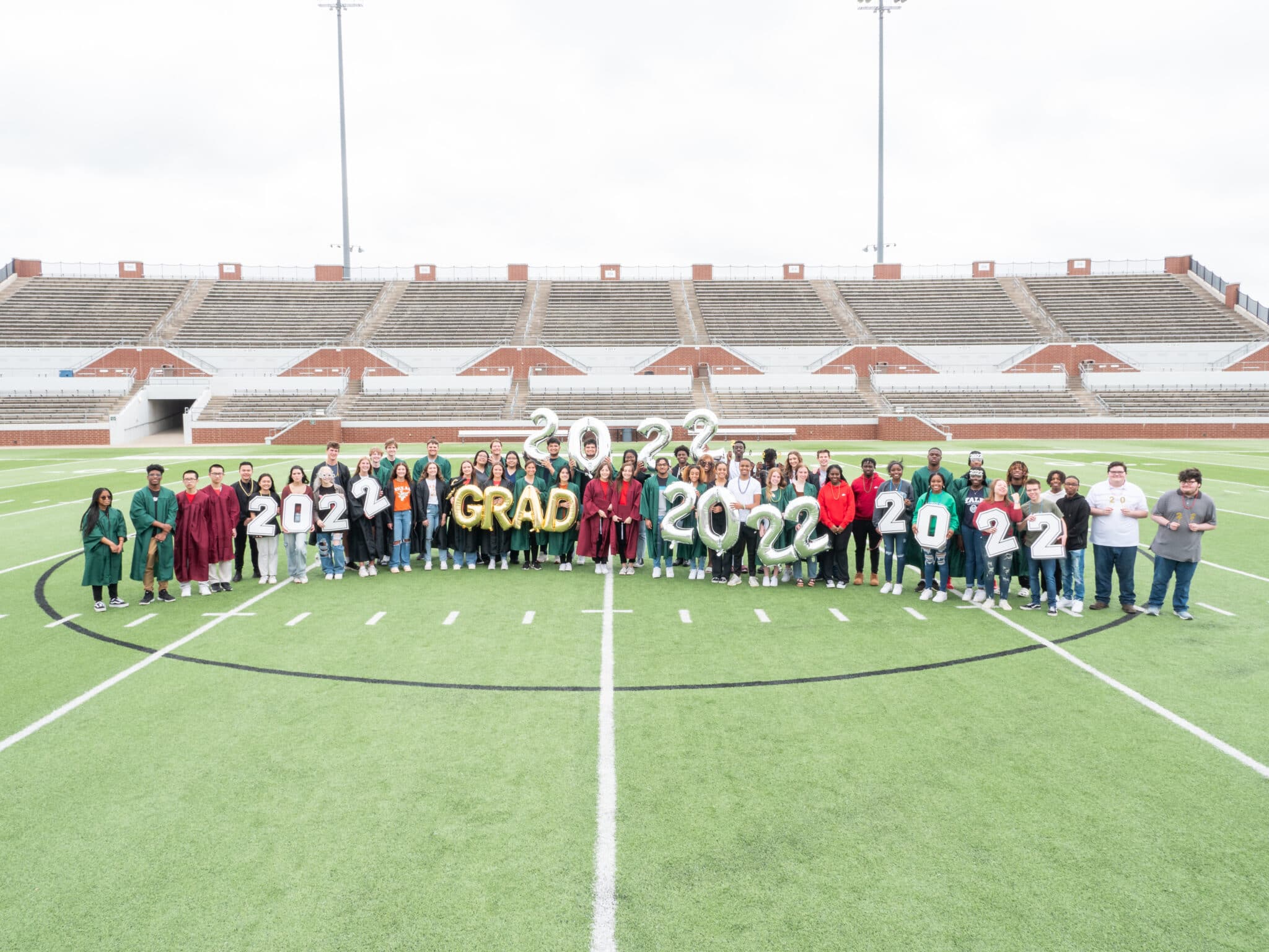 mansfield-isd-class-of-2022-is-seeing-double-a-lot-focus-daily-news