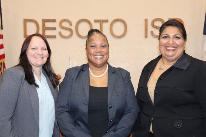 L to R - Dr. Jaime Kovar, Cathye Smith, Dr. Silvia Martinez