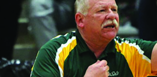 Desoto’s Larry Goad Named to Texas High School Basketball Hall of Fame’s Class of 2023 Larry Goad coaching
