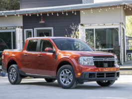 Maverick Returns to Ford Lineup as a Compact Truck 2022 Ford Maverick Lariat