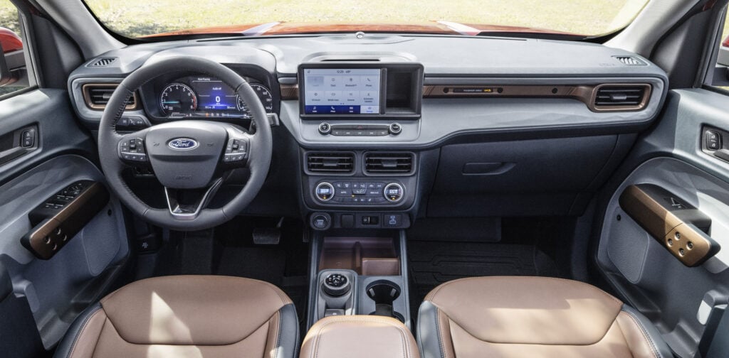 Ford Maverick interior