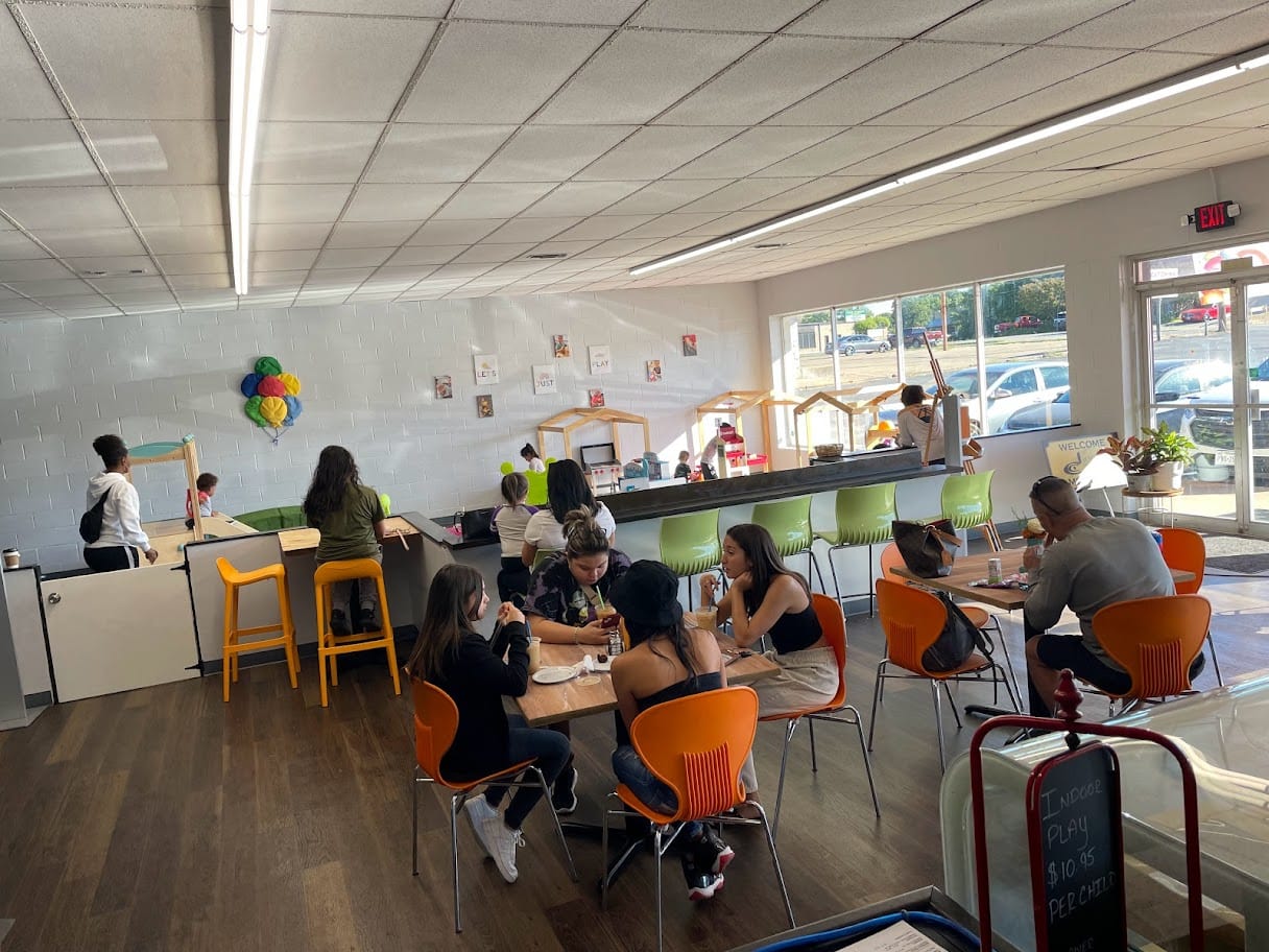 A Play Cafe invites community