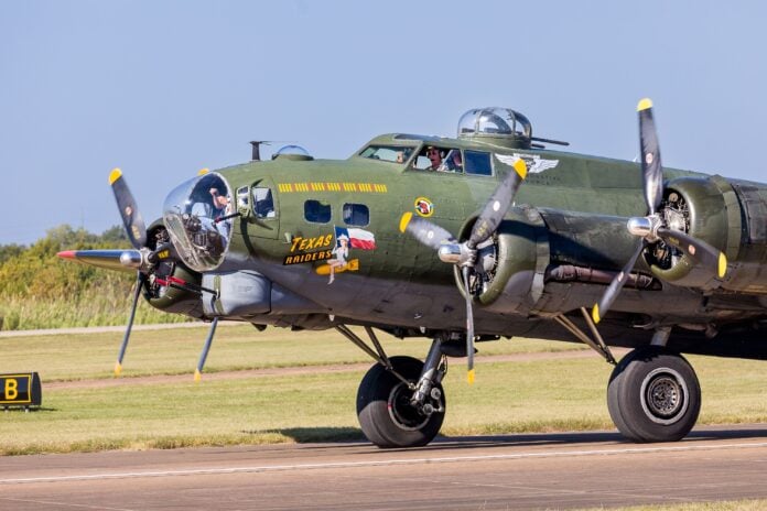 Wings Over Dallas B17