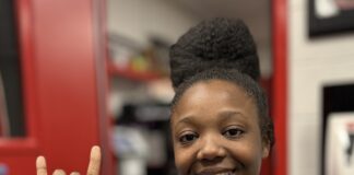 Cedar Hill Senior, Xy’kriyah Short, Qualified For State Powerlifting Meet Xy’kriyah Short
