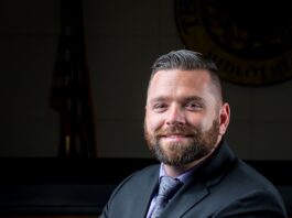 Walter Darrach headshot