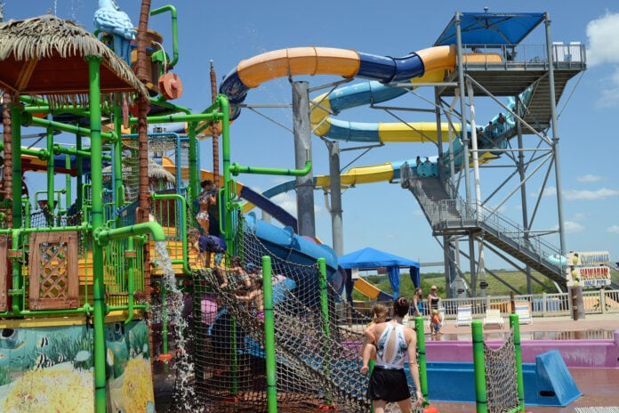 water slides at Hawaiian Falls