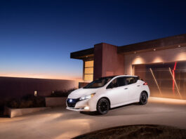 202 3Nissan LEAF-