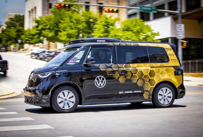 Large-16700-VolkswagenGroupofAmericarollsoutautonomousdrivingvehicletestfleetwithID.BuzzADvehiclesinAustinTexas VW ID Buzz