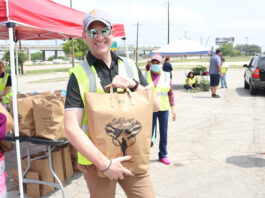 Soldiers' Angels food distribution