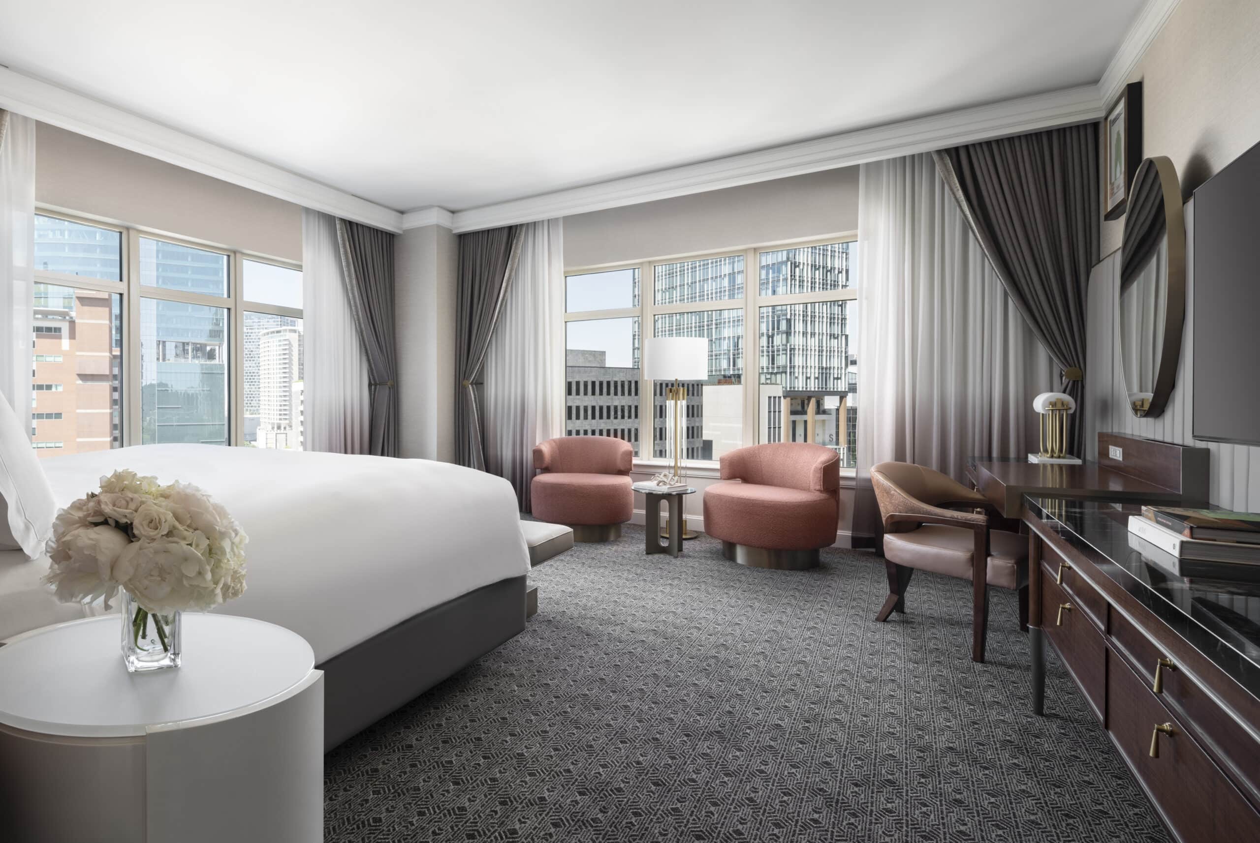 Corner king bedroom Ritz Carlton Dallas