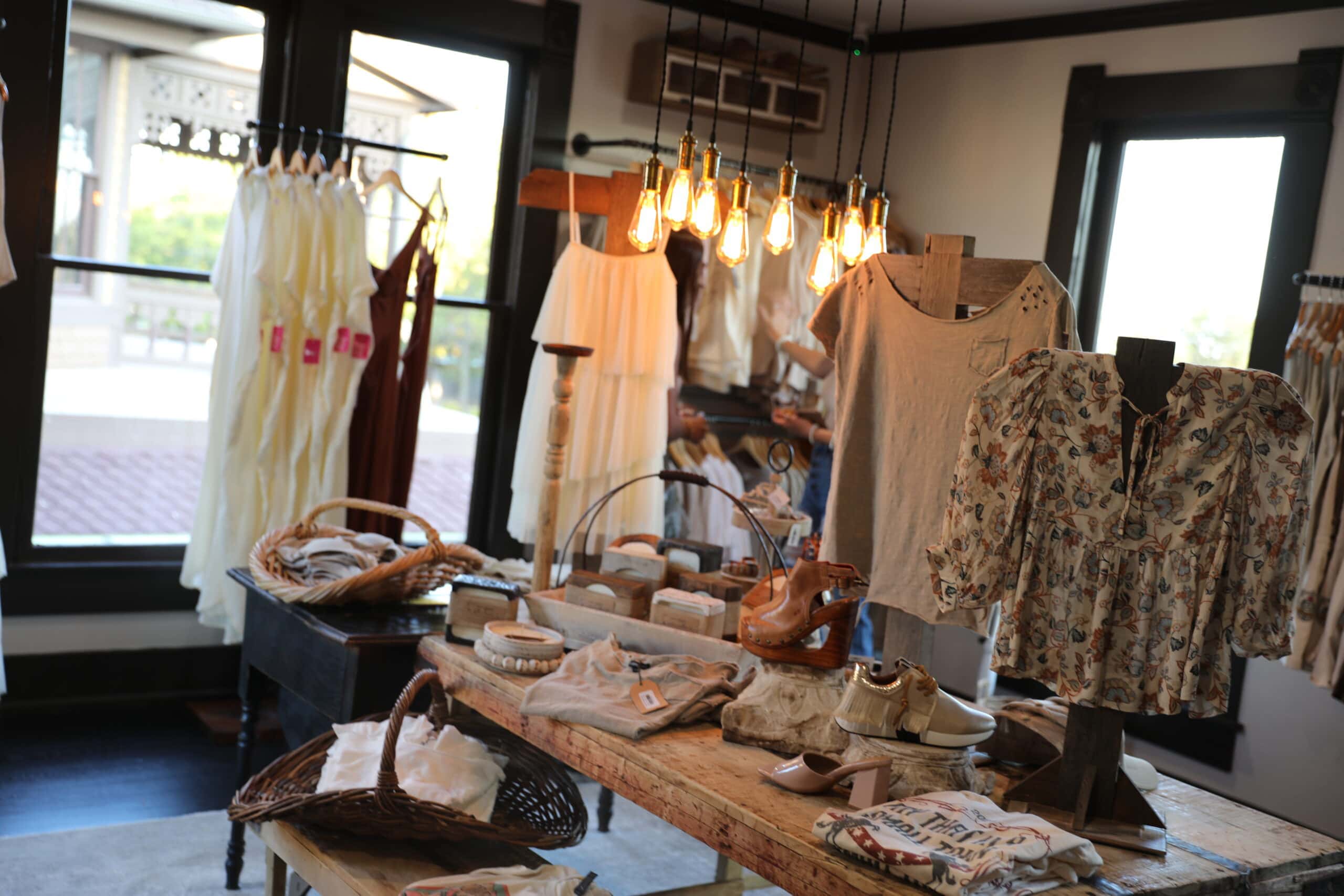 clothing boutique Copper Rose