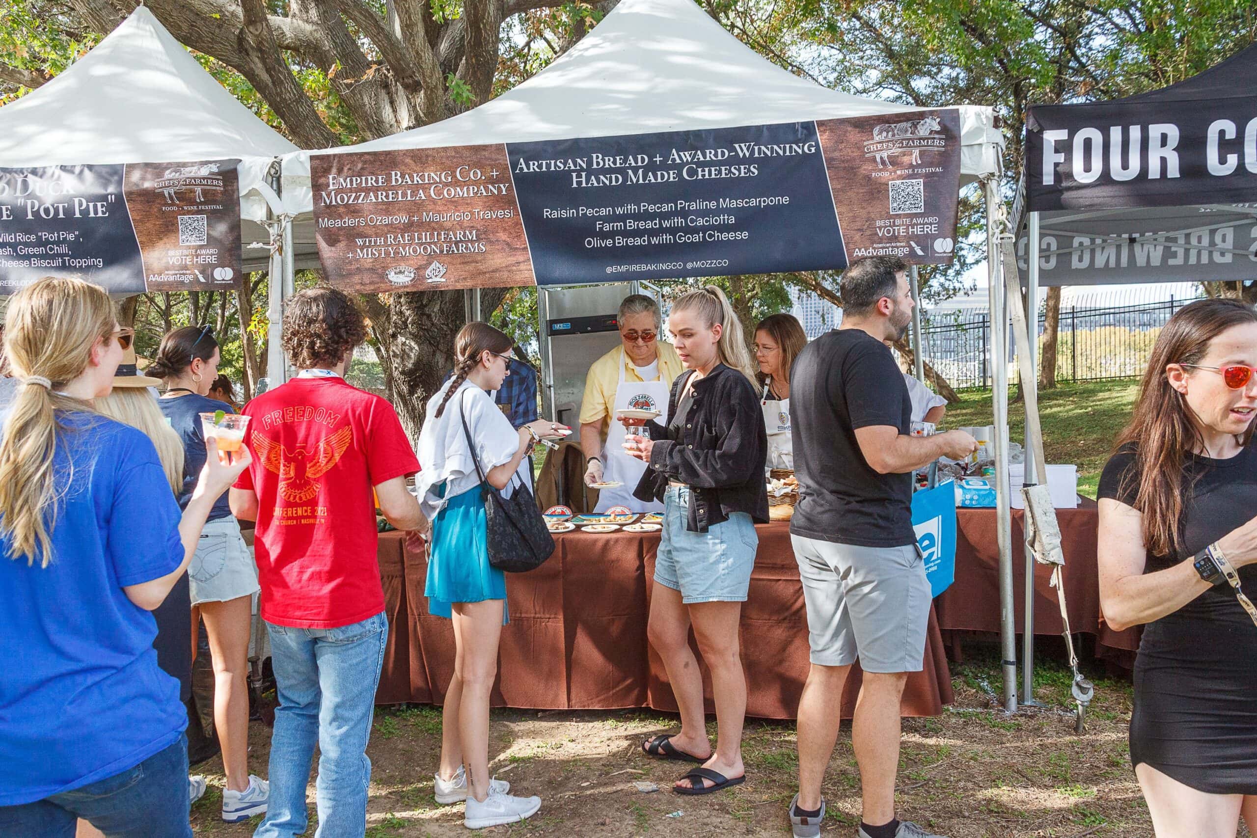 Foodies flock to Dallas Chefs for Farmers Main Event