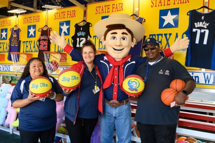 Little Big Tex souvenir stand