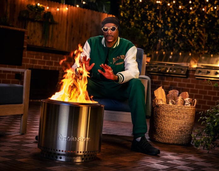 Snoop Dogg with Solo Stove firepit