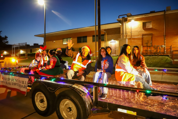 Duncanville parade float